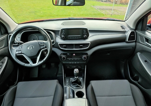 Hyundai Tucson cena 78700 przebieg: 99200, rok produkcji 2019 z Kielce małe 326